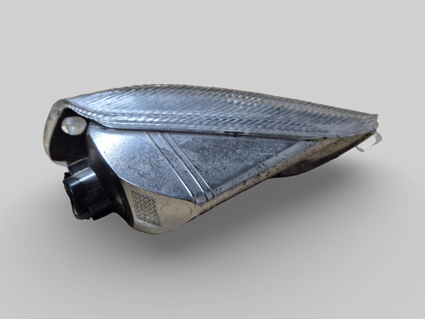 RIGHT-HAND REAR TURN INDICATOR AP8127683 Aprilia RSV1000R 2004-2009 / Tuono 1000R 2006-2009