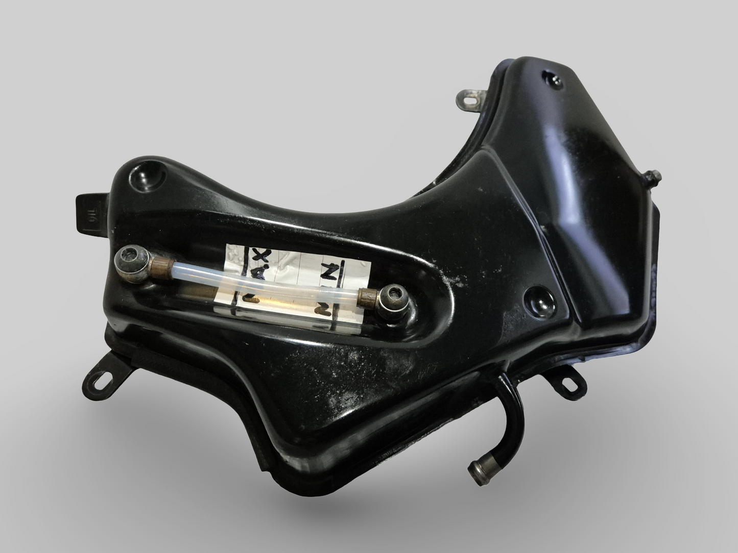 OIL TANK RESERVOIR AP8158120 Aprilia RSV1000R 2004-2010 / Tuono 1000R 2006-2010