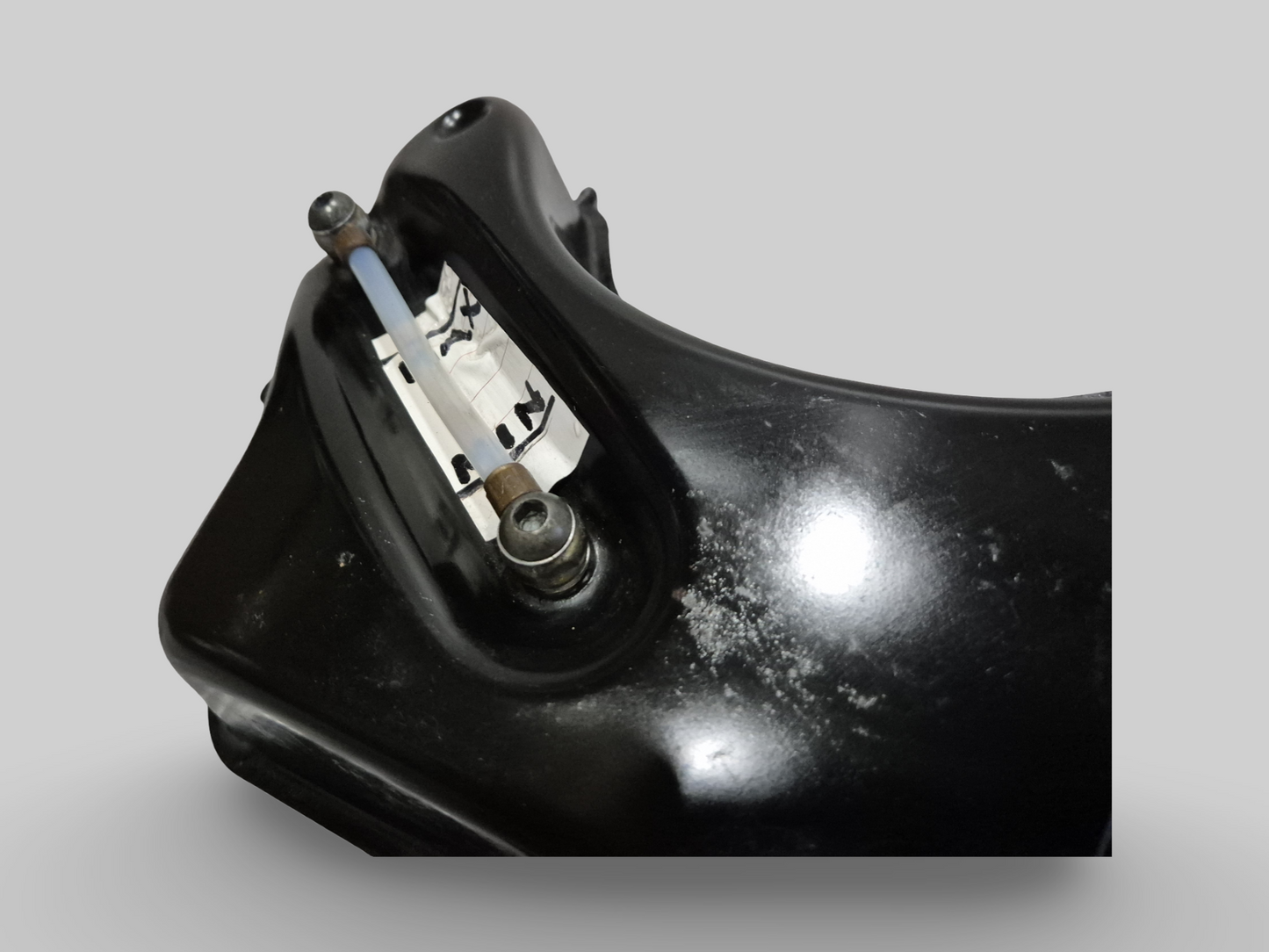 OIL TANK RESERVOIR AP8158120 Aprilia RSV1000R 2004-2010 / Tuono 1000R 2006-2010