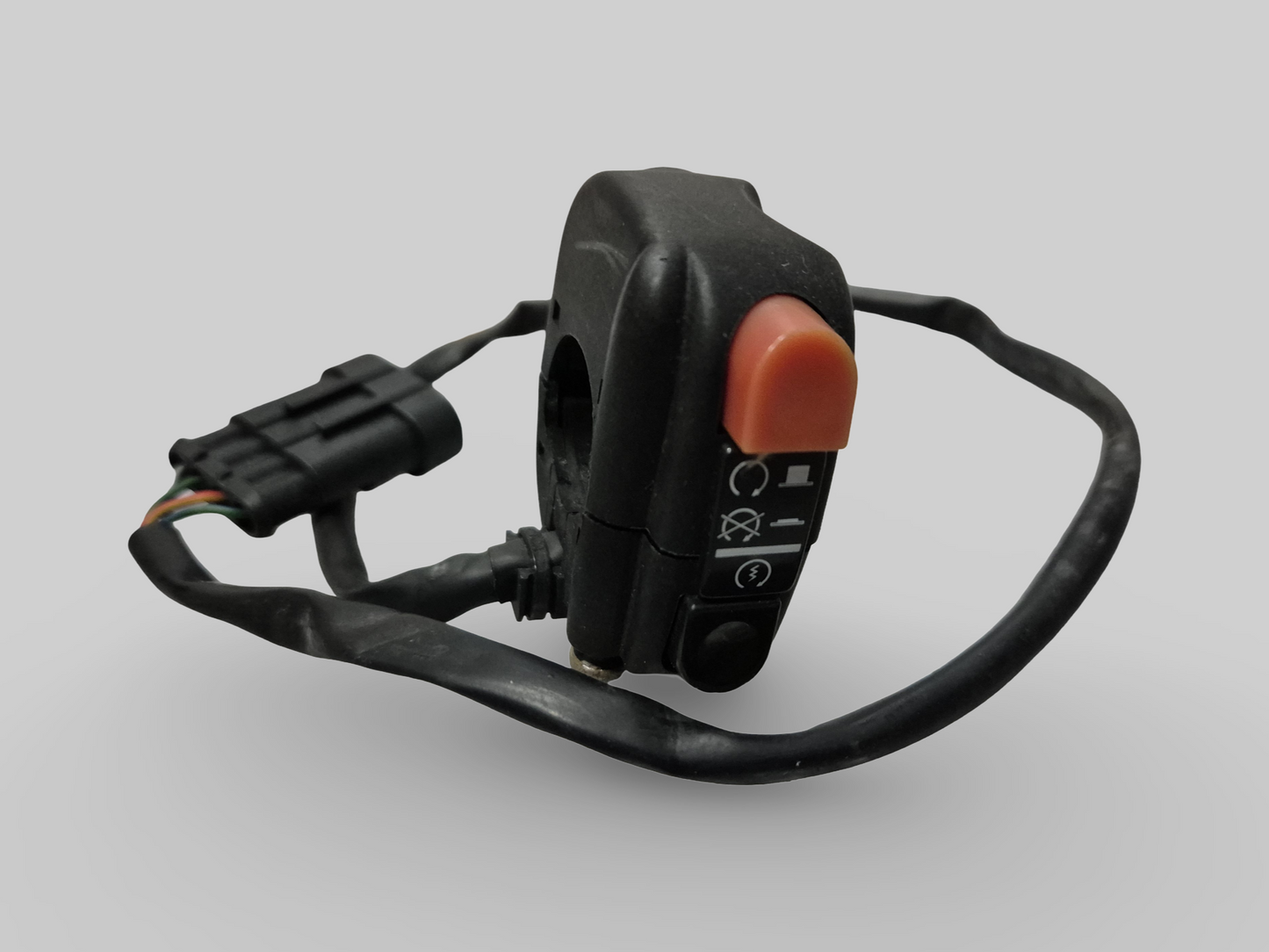 COMMUTATEUR DE GUIDON CÔTÉ DROIT AP8118580 Aprilia RSV Mille 01-03 / Tuono 02-05 