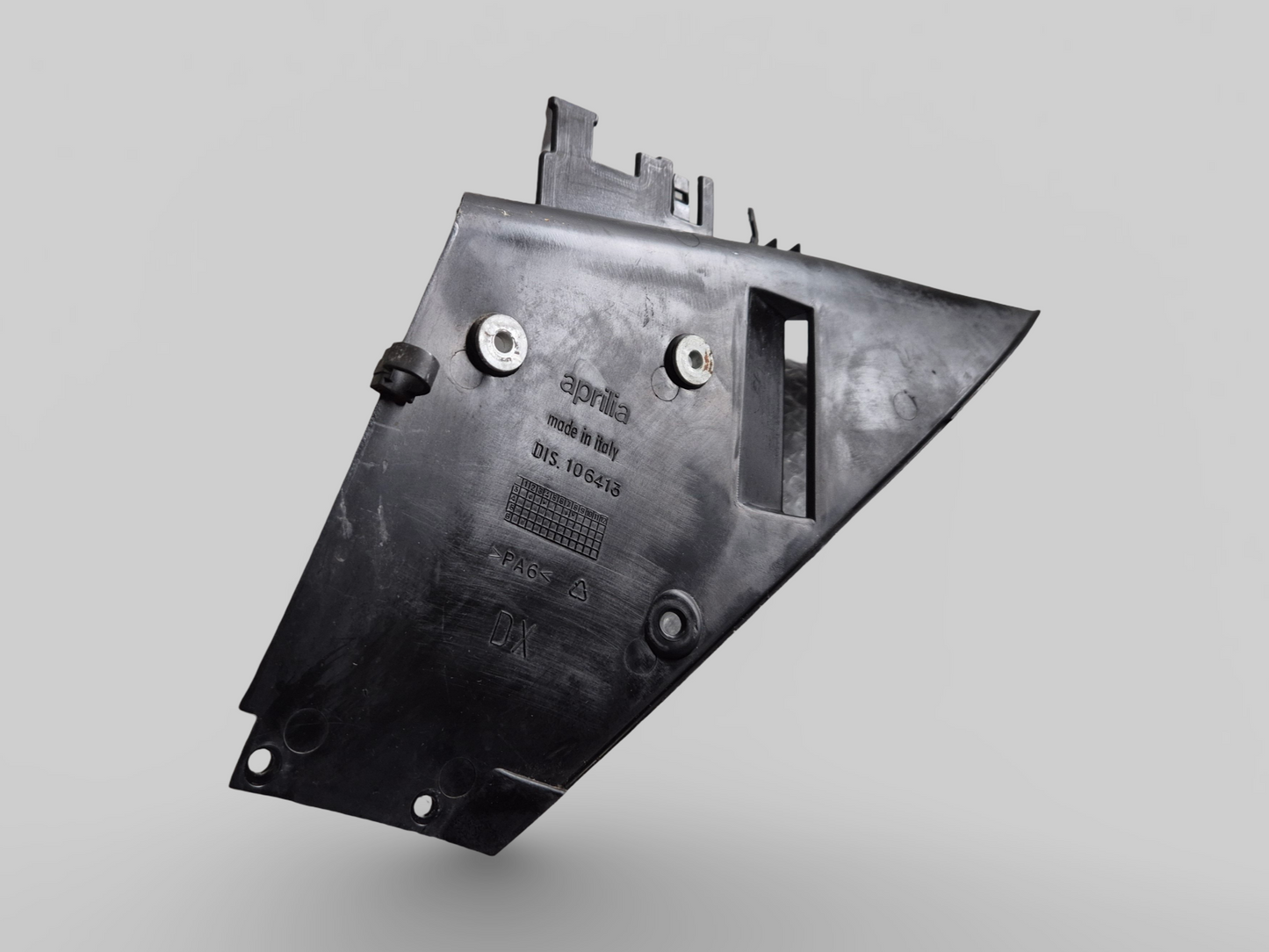 Garde-boue arrière AP8156165 Aprilia RSV1000R 04-10 / Tuono 1000R 06-10 