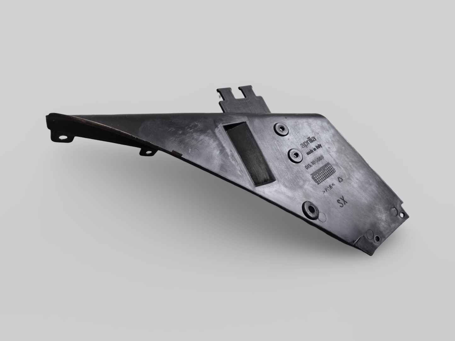 Garde-boue arrière AP8156165 Aprilia RSV1000R 04-10 / Tuono 1000R 06-10 