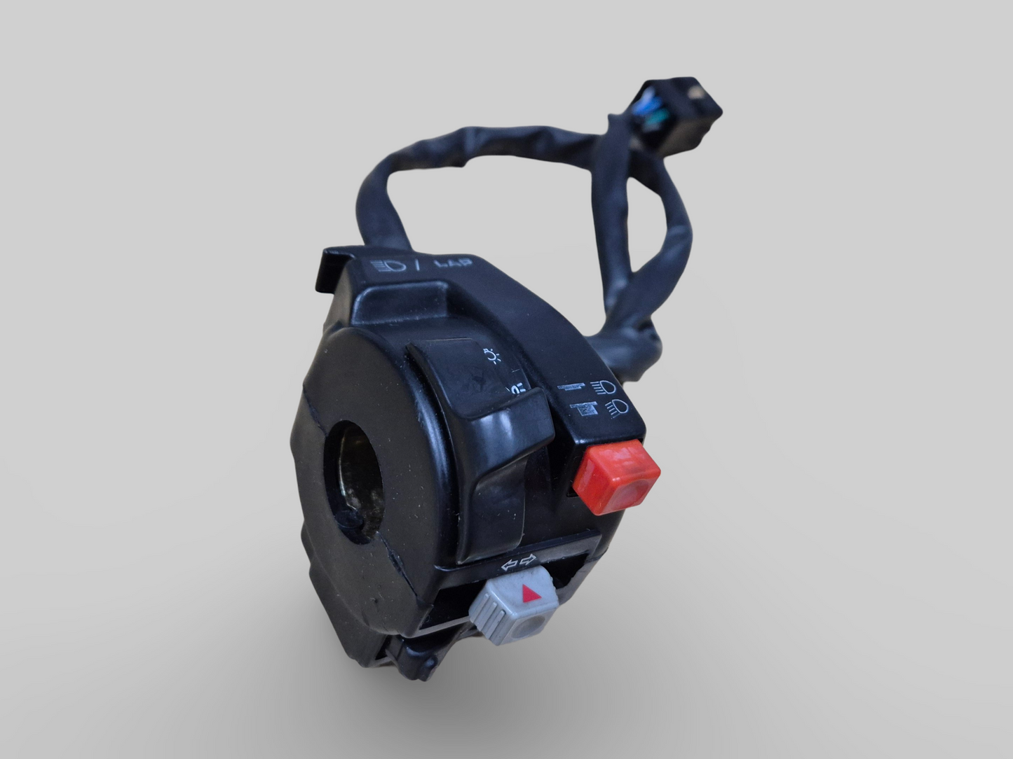 LEFT-HAND SIDE HANDLEBAR LIGHT SWITCH AP8124551 Aprilia RSV Mille 98-03 / Tuono 02-05