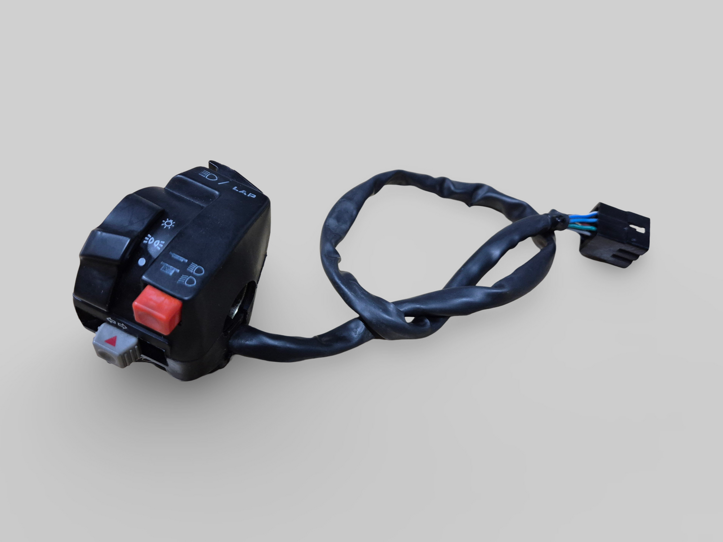 LEFT-HAND SIDE HANDLEBAR LIGHT SWITCH AP8124551 Aprilia RSV Mille 98-03 / Tuono 02-05