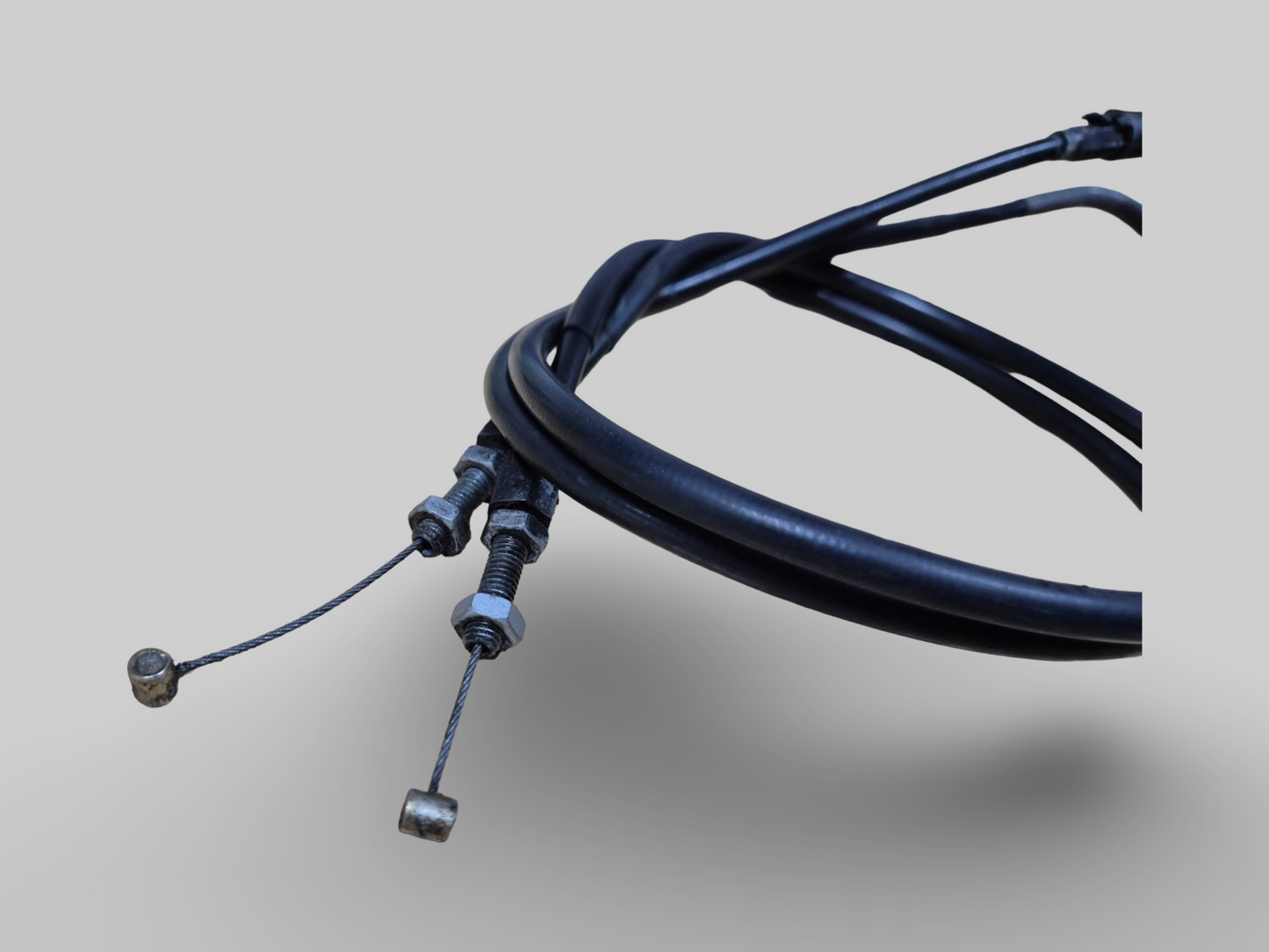 THROTTLE CABLES AP8118501 Aprilia RSV Mille 98-03 / Tuono 02-05 / SL1000 Falco 00-03