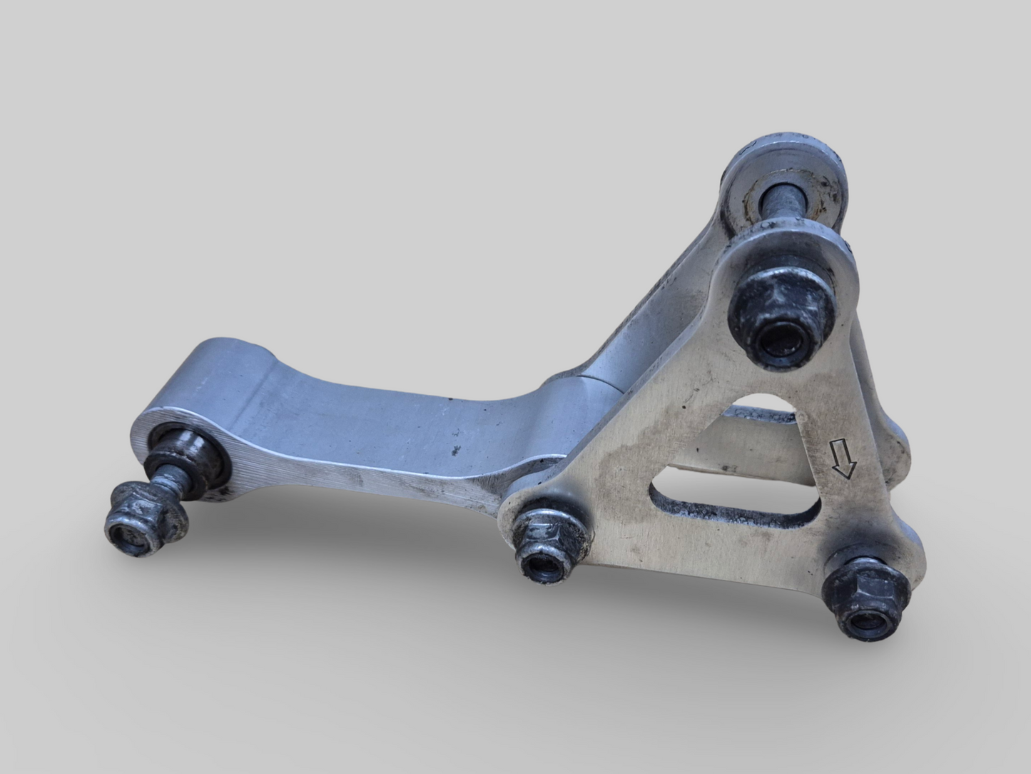 REAR SHOCK LINKAGE DOGBONE AP8135917 Aprilia RSV Mille 1998-2000 / Sl1000 Falco 2000-2003