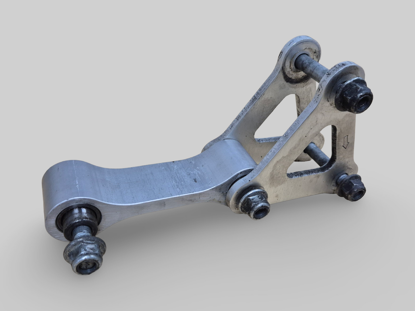 REAR SHOCK LINKAGE DOGBONE AP8135917 Aprilia RSV Mille 1998-2000 / Sl1000 Falco 2000-2003