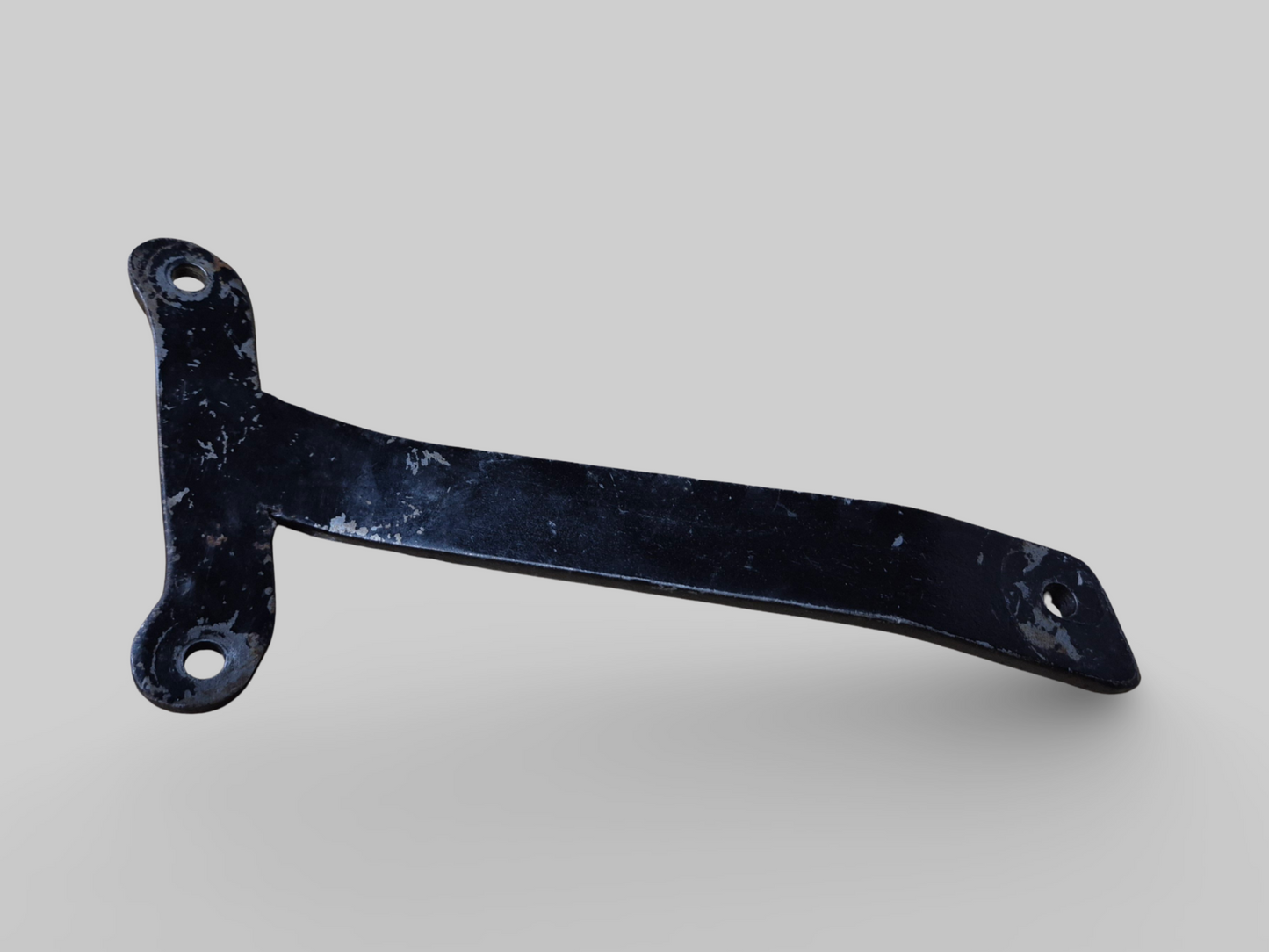 EXHAUST HANGER BRACKET STEEL BLACK Aprilia RSV Mille 98-03 / Tuono 02-05