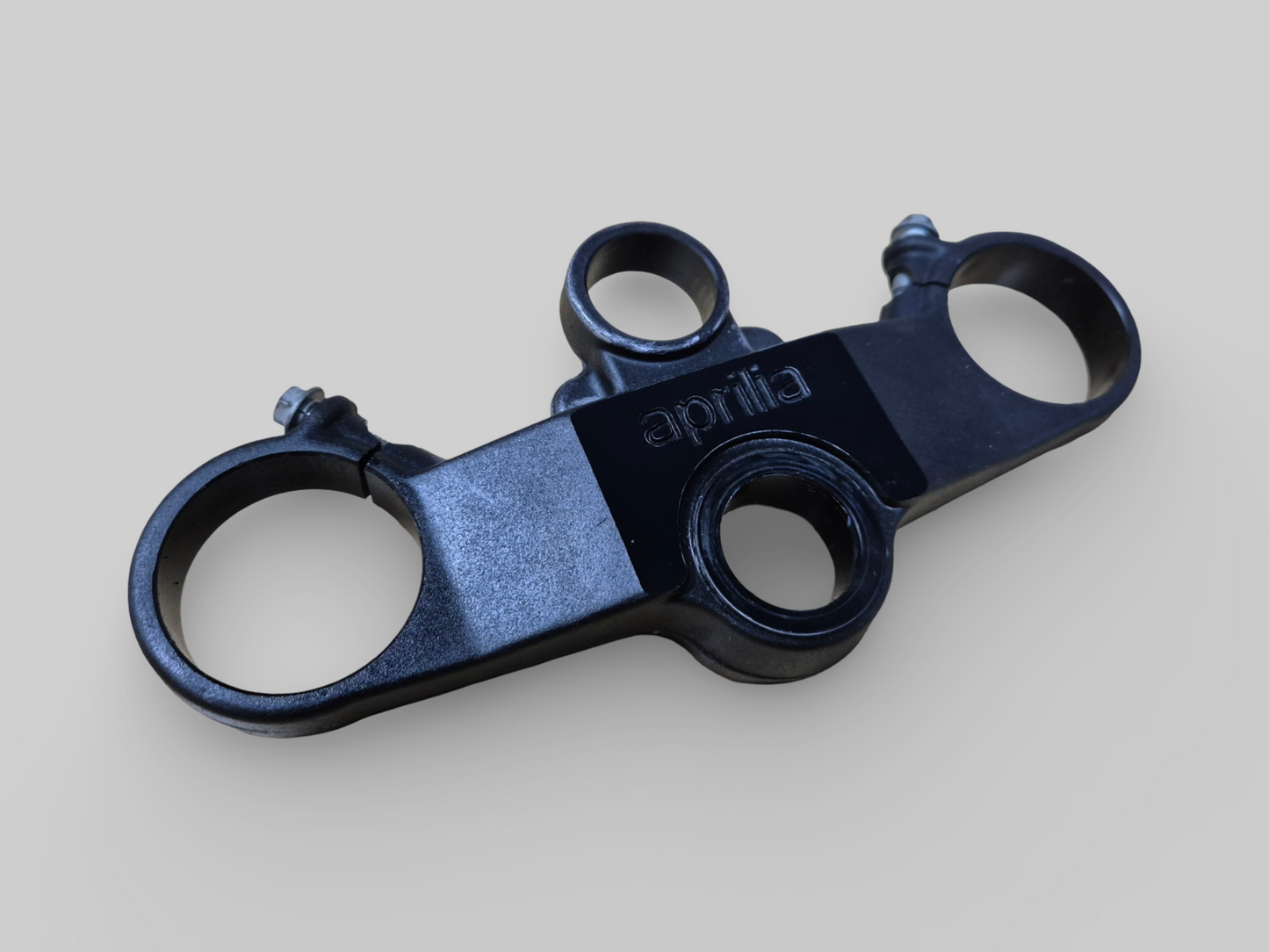 TOP YOKE TRIPLE CLAMP FORK UPPER PLATE AP8123932 Aprilia RSV Mille 98-03