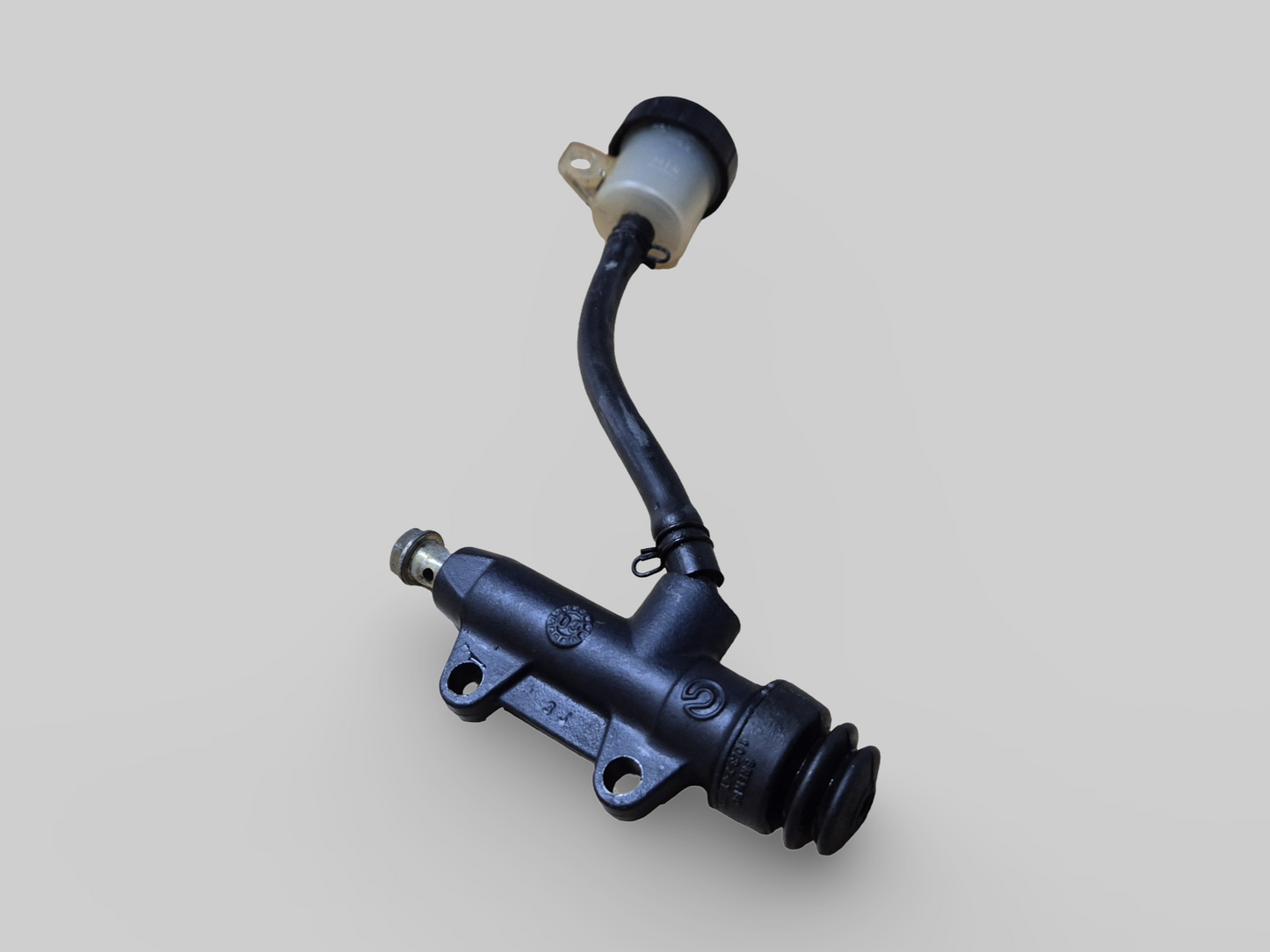 MAITRE CYLINDRE DE POMPE DE FREIN ARRIÈRE AP8113324 Aprilia RSV Mille 98-03 / Tuono 02-05 