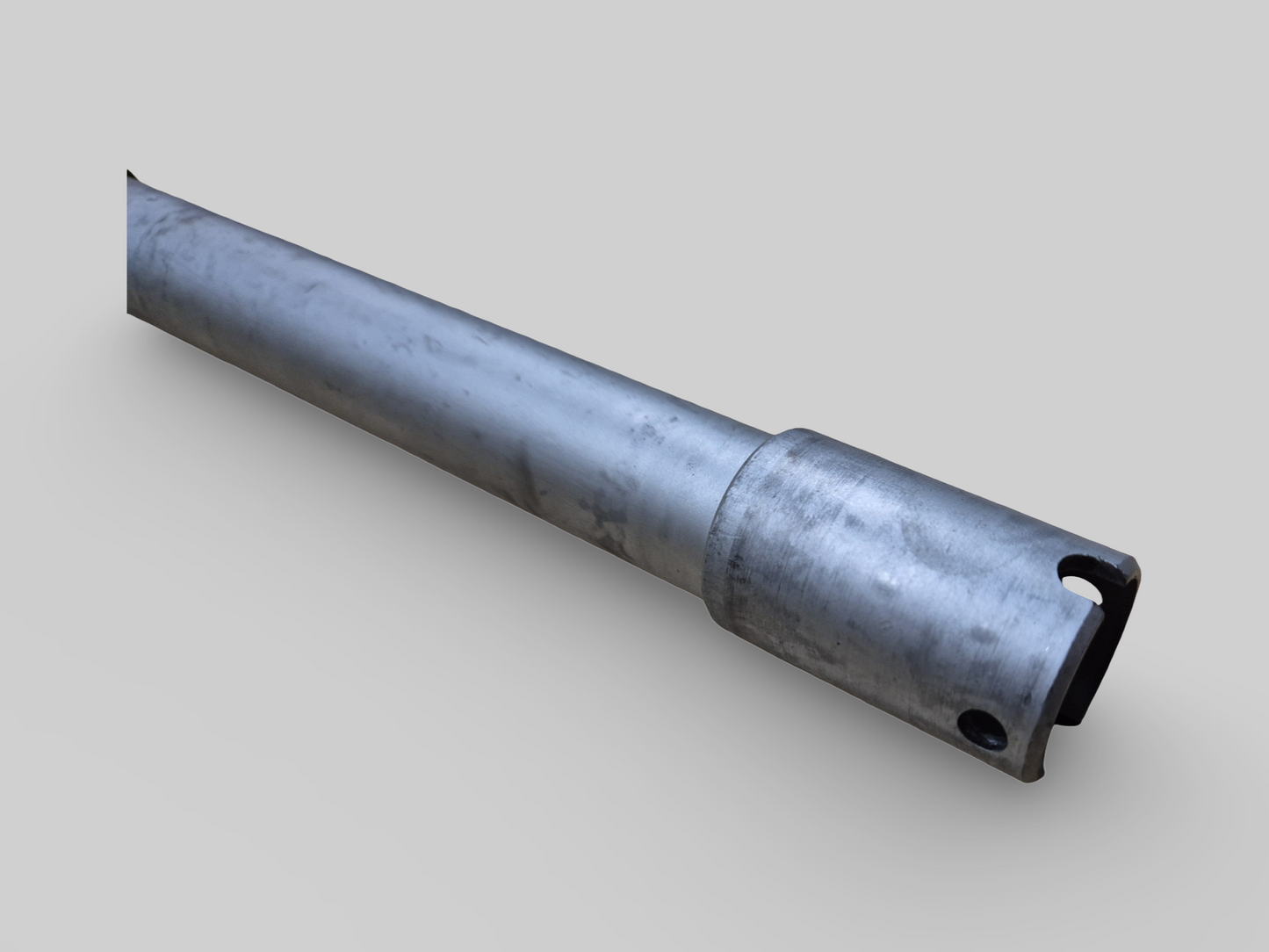 Axe d'essieu de roue avant AP8125827 Aprilia RSV Mille 98-03 / Tuono 02-05 