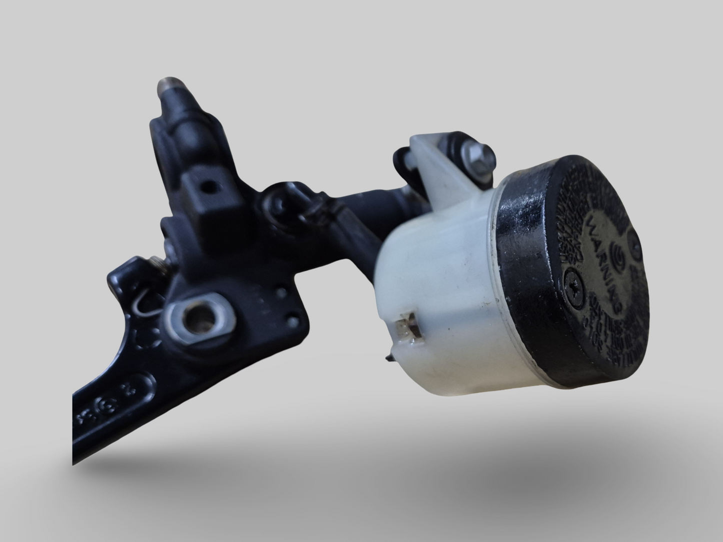 FRONT BRAKE PUMP MASTER CYLINDER AP8113969 Aprilia RSV Mille 98-03 / Tuono 02-05