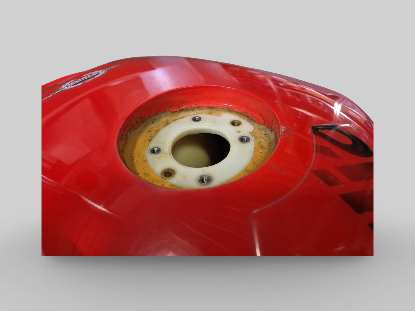 FUEL TANK 2004 FLUO RED AP8178168 Aprilia RSV1000R 04-09