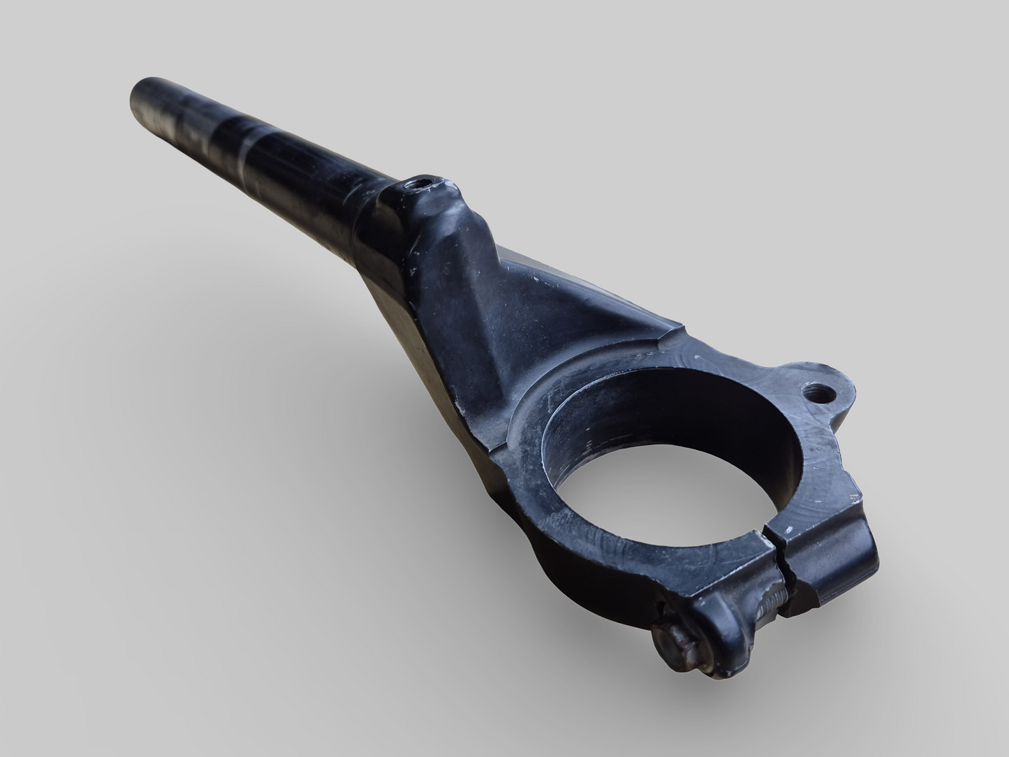 RIGHT-HAND SIDE 53mm HANDLE BAR CLIP-ON AP8118603 Aprilia SL1000 FALCO 2000-2003