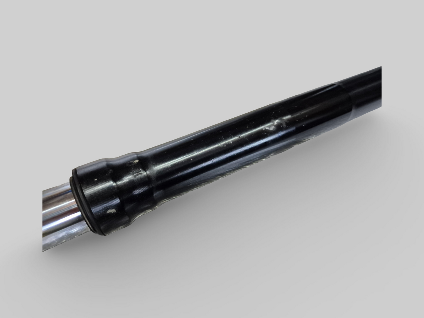 RIGHT-HAND SIDE SHOWA AXIAL FORK LEG AP8123637 Aprilia RSV Mille 98-03 / Tuono 02-05