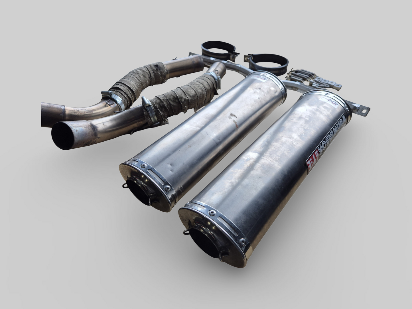 YOSHIMURA HIGH-MOUNT EXHAUST SLIP-ON DUAL SET Aprilia RSV1000R 04-09 / RSV TUONO 1000R 06-09