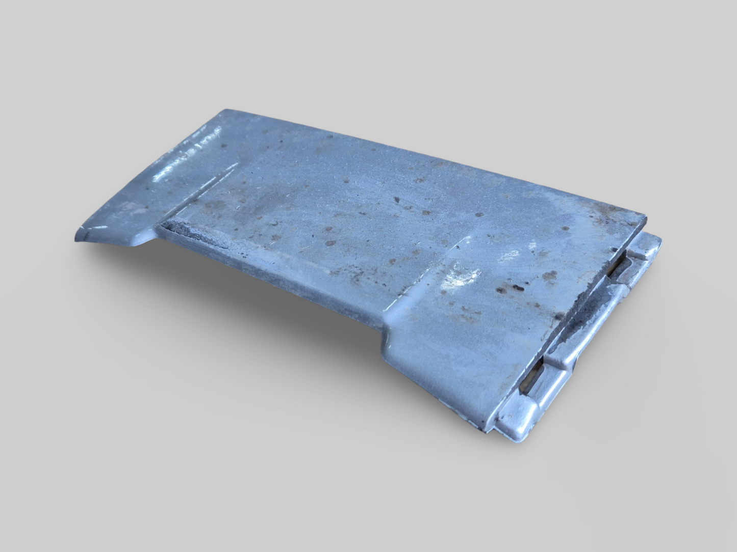 REAR FAIRING BOTTOM INSERT SILVER MIRROR AP8178256 Aprilia RSV Mille 2003 / Tuono 02-05