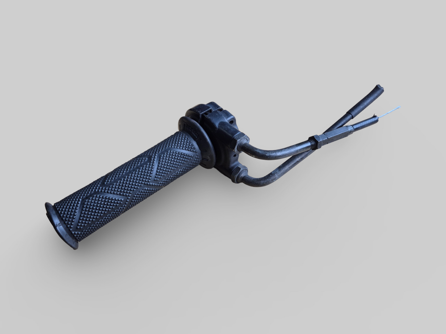 THROTTLE HANDLE GRIP AP8118501 AP8114404 AP8114405 Aprilia RSV Mille 98-03 / Tuono 02-05