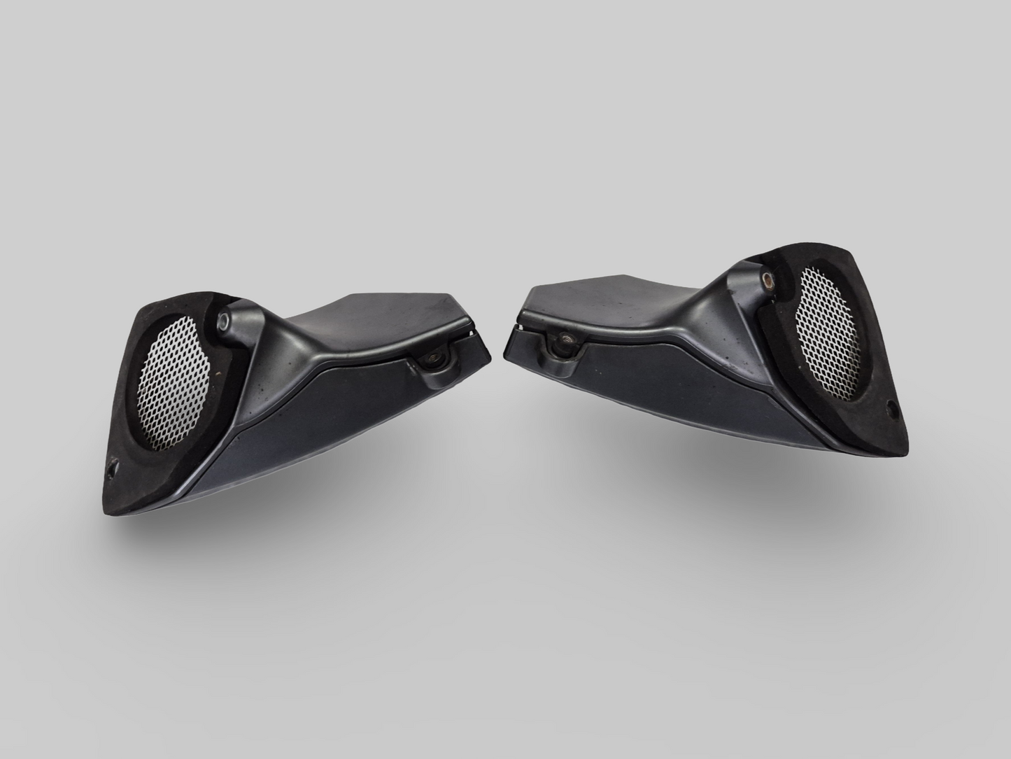 CONDUIT D'ADMISSION D'AIR DROIT TUONO AIMANT GRIS AP8168231 Aprilia RSV Tuono 2002-2005 