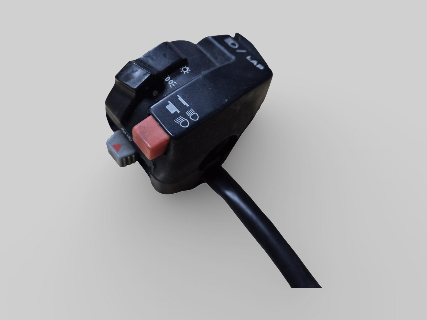 COMMUTATEUR D'ÉCLAIRAGE DE GUIDON CÔTÉ GAUCHE AP8124261 Aprilia RSV Mille 1998-2000 