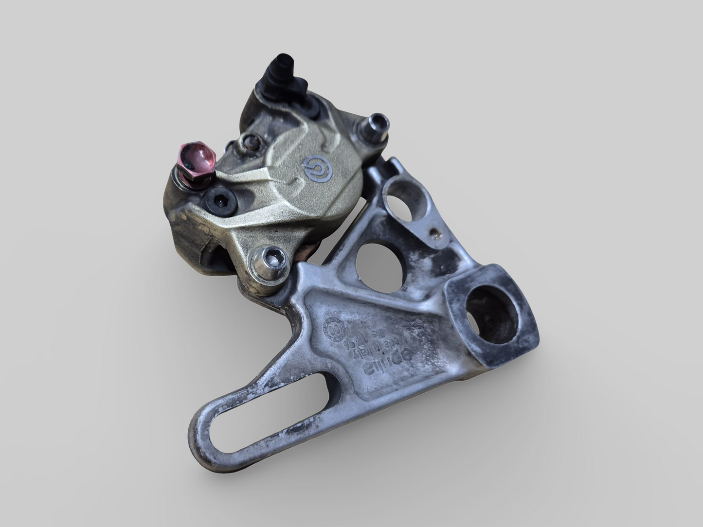 ÉTRIER DE FREIN ARRIÈRE OR BREMBO AP8113897 Aprilia RSV Mille 98-03 / Tuono 02-05 