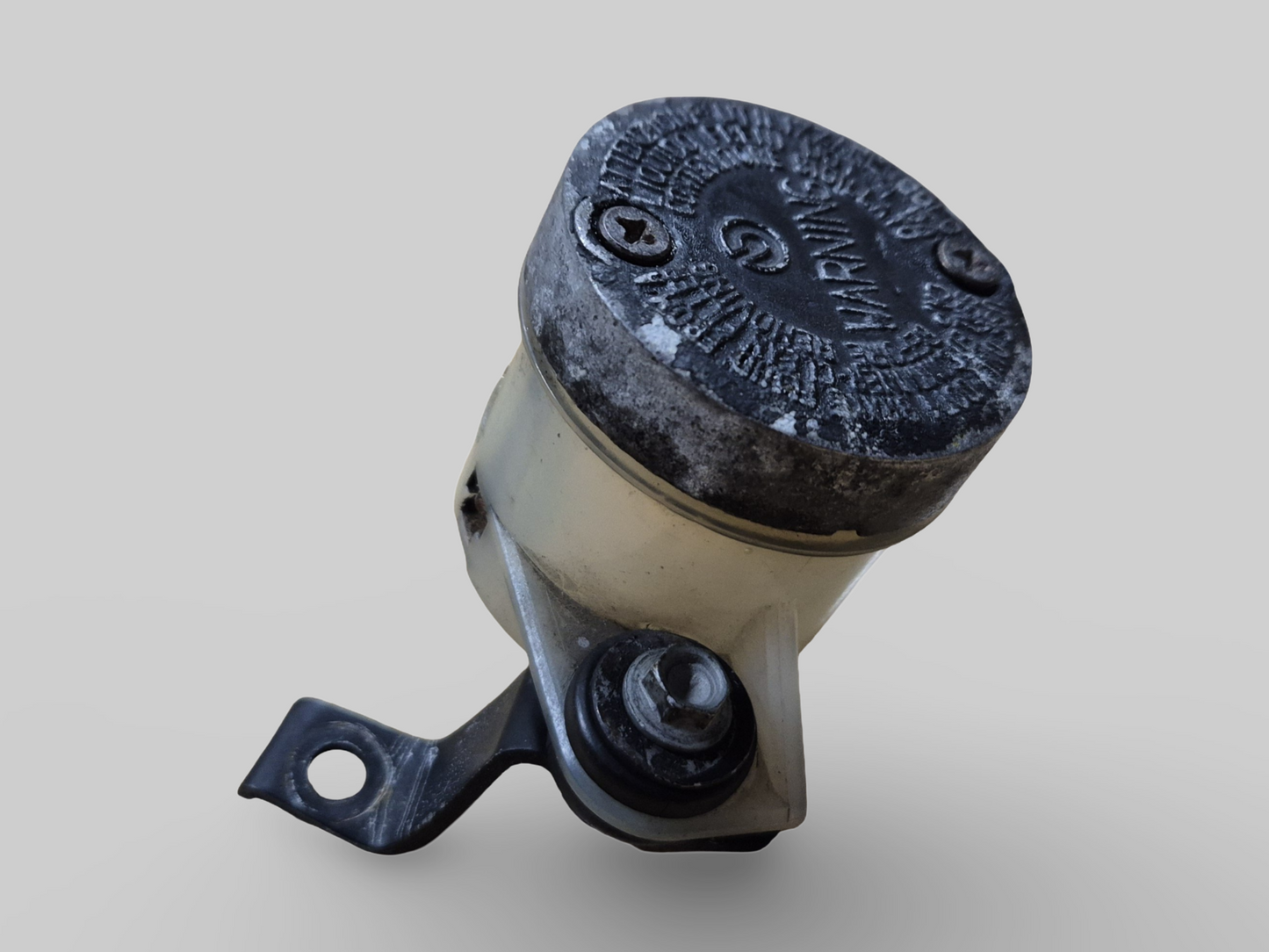 BRAKE FLUID RESERVOIR AP8113499 Aprilia RSV Mille 98-03 / Tuono 02-05