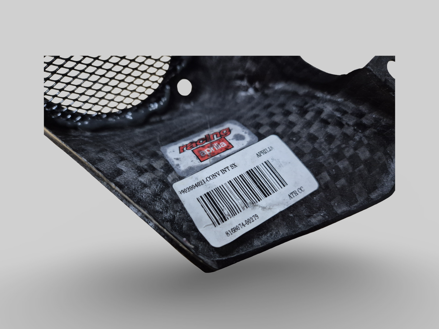 CONDUIT D'ADMISSION D'AIR RAM GAUCHE TUONO AIMANT GRIS AP8168230 Aprilia RSV Tuono 2002-2005