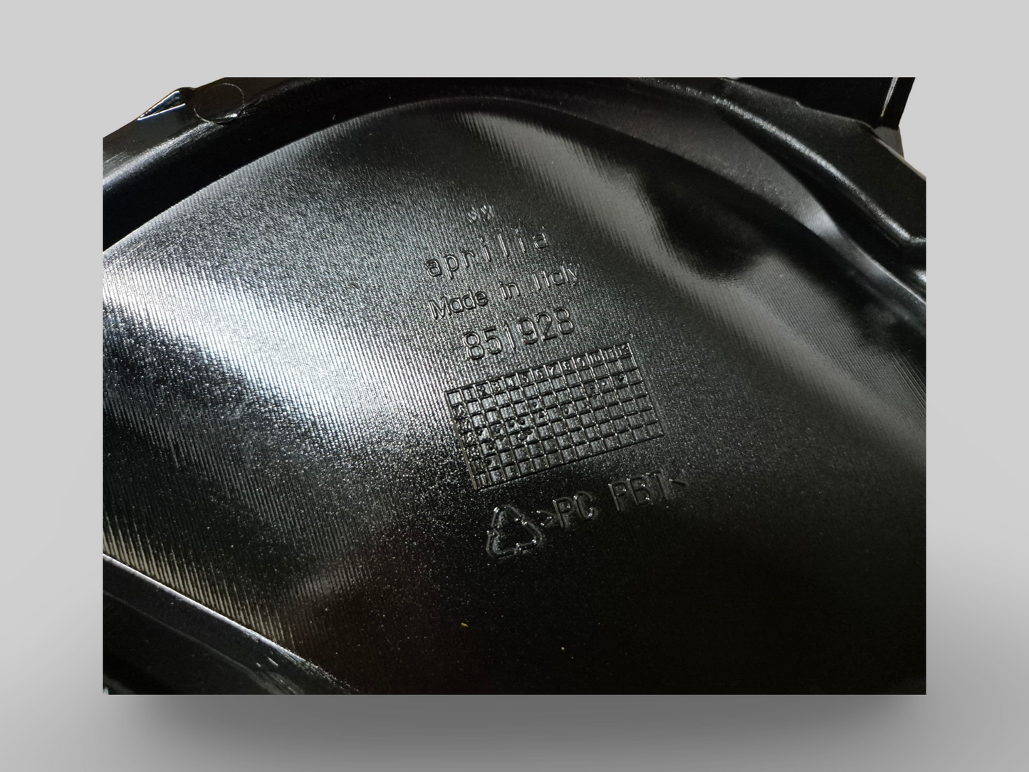 BOUTEILLE DE RÉSERVOIR DE RÉSERVOIR D'EAU DE REFROIDISSEMENT AP8138556 Aprilia RSV Mille 98-03 / Tuono 02-05 