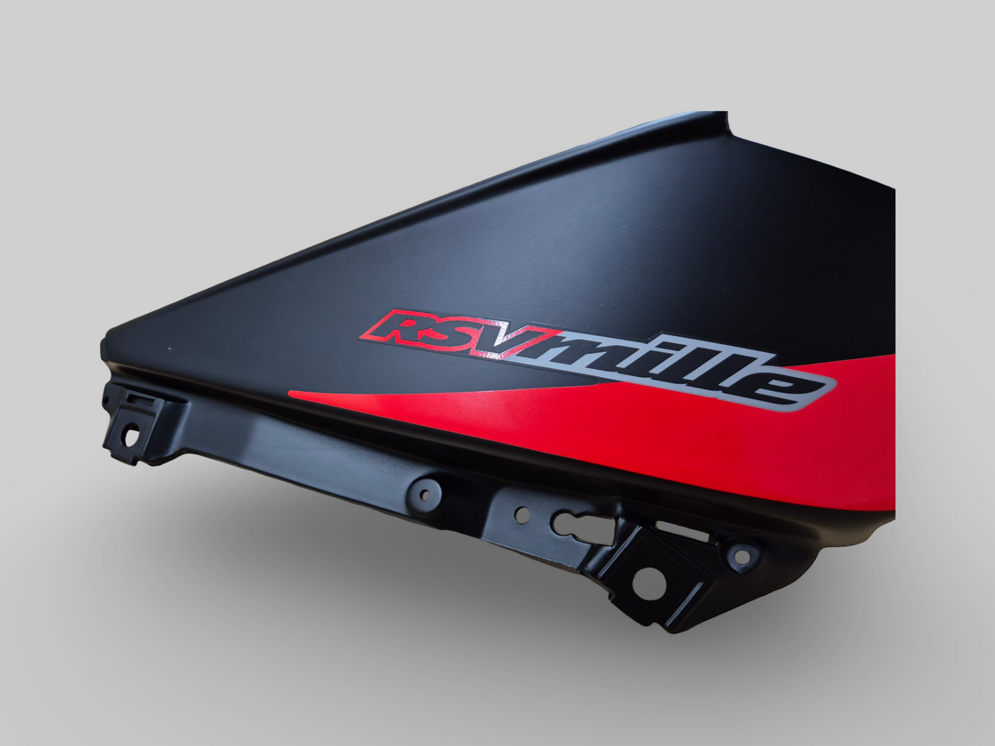 Conduit d'admission d'air extérieur droit noir mat AP8168143 Aprilia RSV Mille 1998-2003 