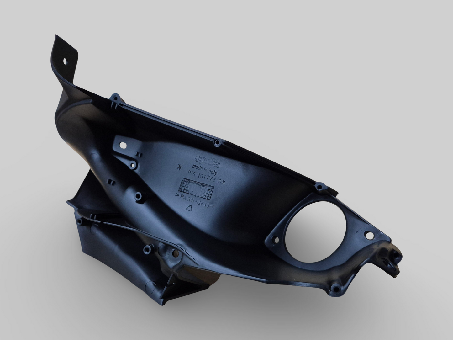 CARÉNAGE DE CONDUIT D'AIR INTERNE GAUCHE, NOIR MAT AP8149278 Aprilia RSV Mille 98-03 