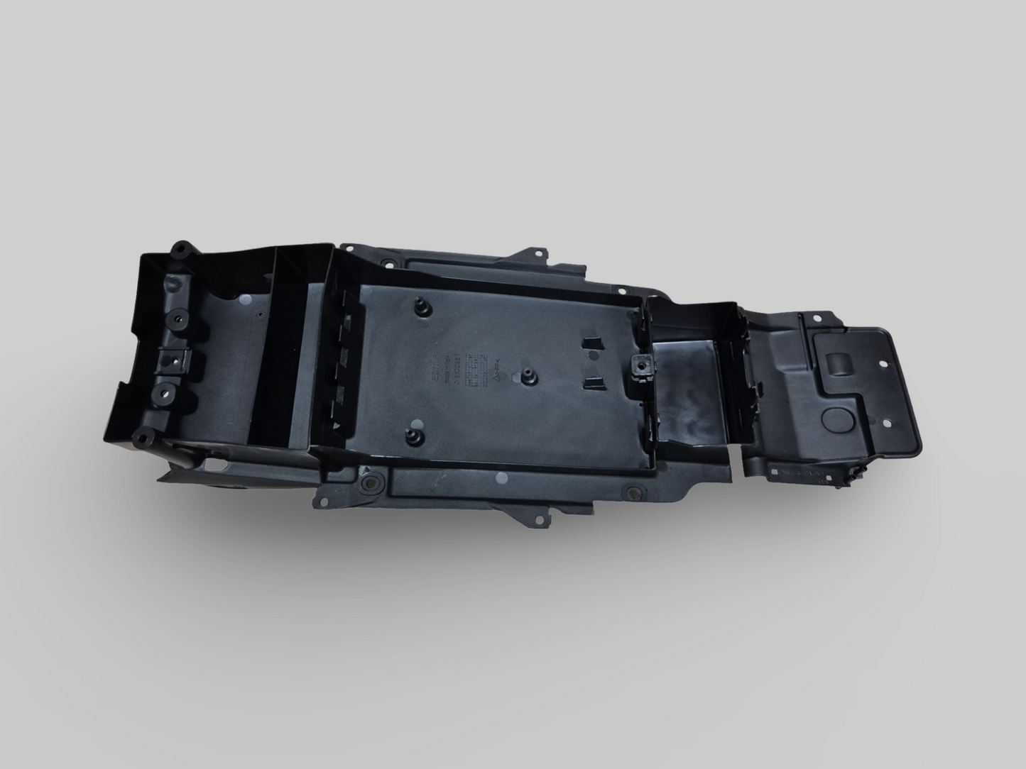 SOUS SELLE / SUPPORT DE BATTERIE AP8138591 Aprilia RSV Mille 98-03 