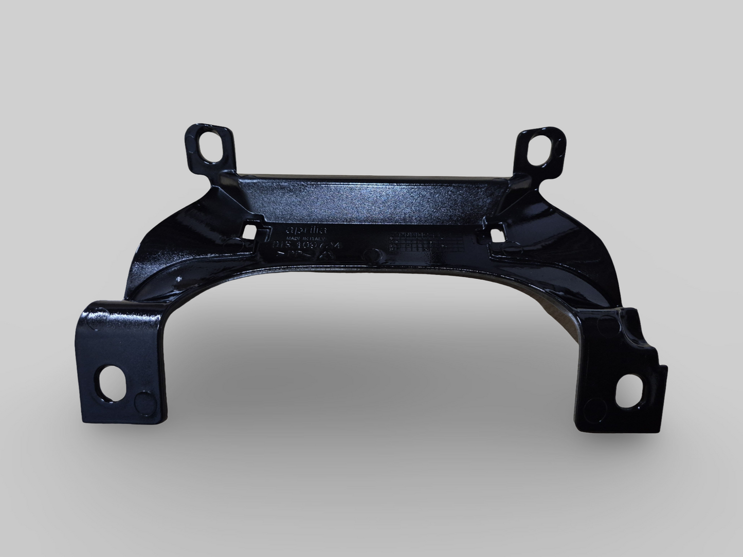 TAIL FAIRING CLOSURE CENTER PIECE BLACK AP8184324 Aprilia RSV10004 06-10 / Tuono 1000R 06-10