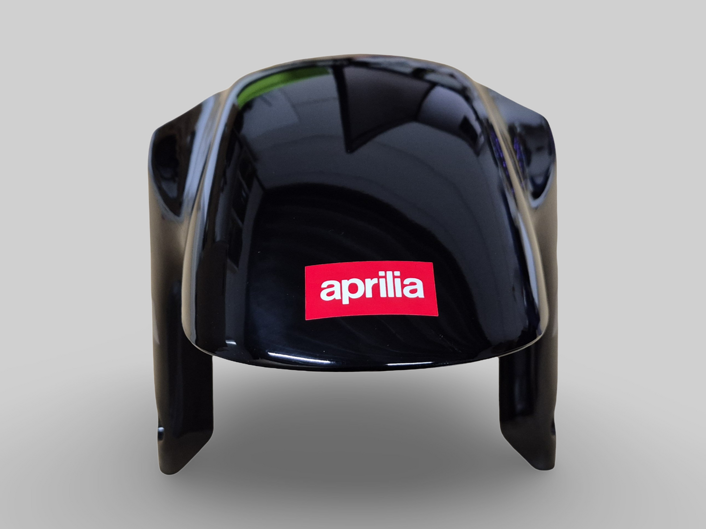 GARDE-BOUE AVANT GRIS AP8126982 Aprilia RSV1000R 04-10 / Tuono 1000R 06-10 