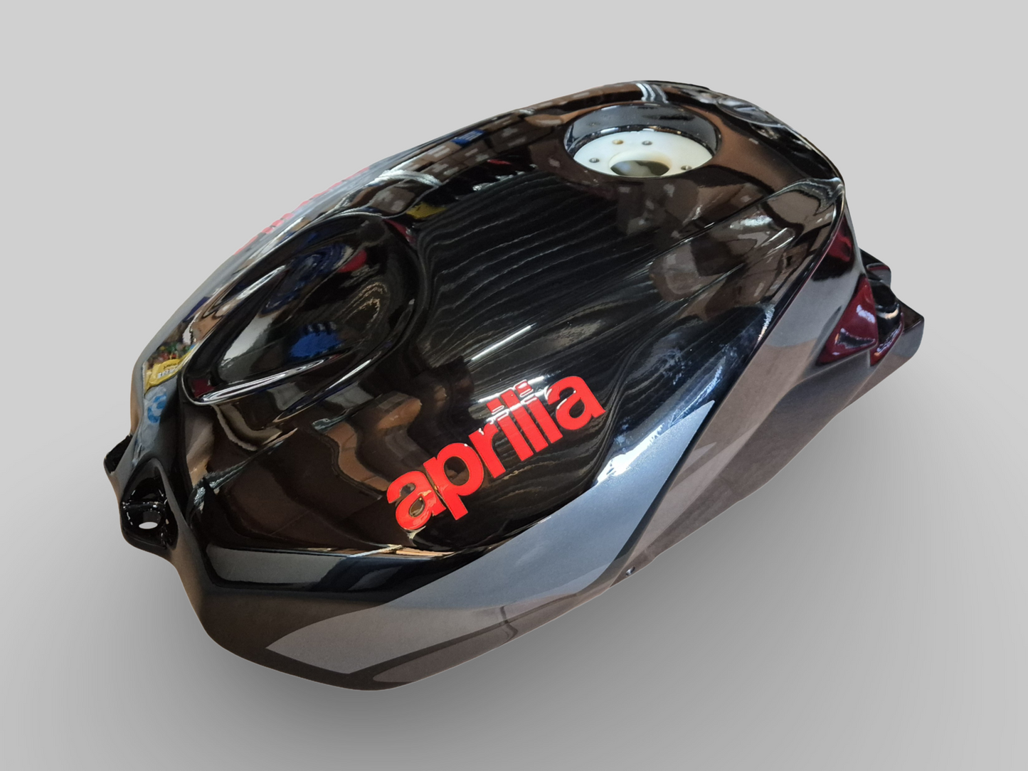 Réservoir de carburant noir AP8178020 Aprilia RSV1000R 04-10 (+Factory) 