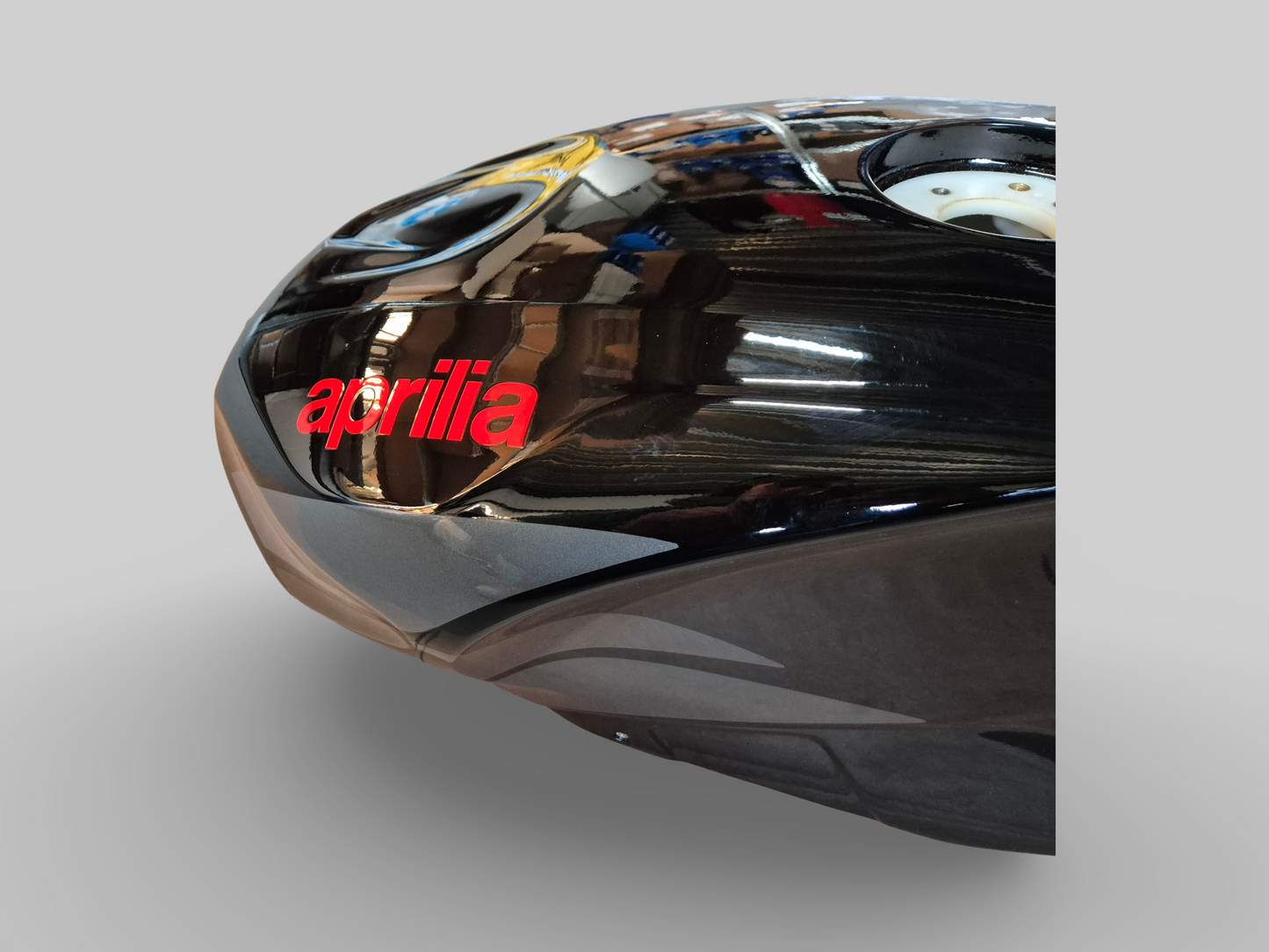 Réservoir de carburant noir AP8178020 Aprilia RSV1000R 04-10 (+Factory) 