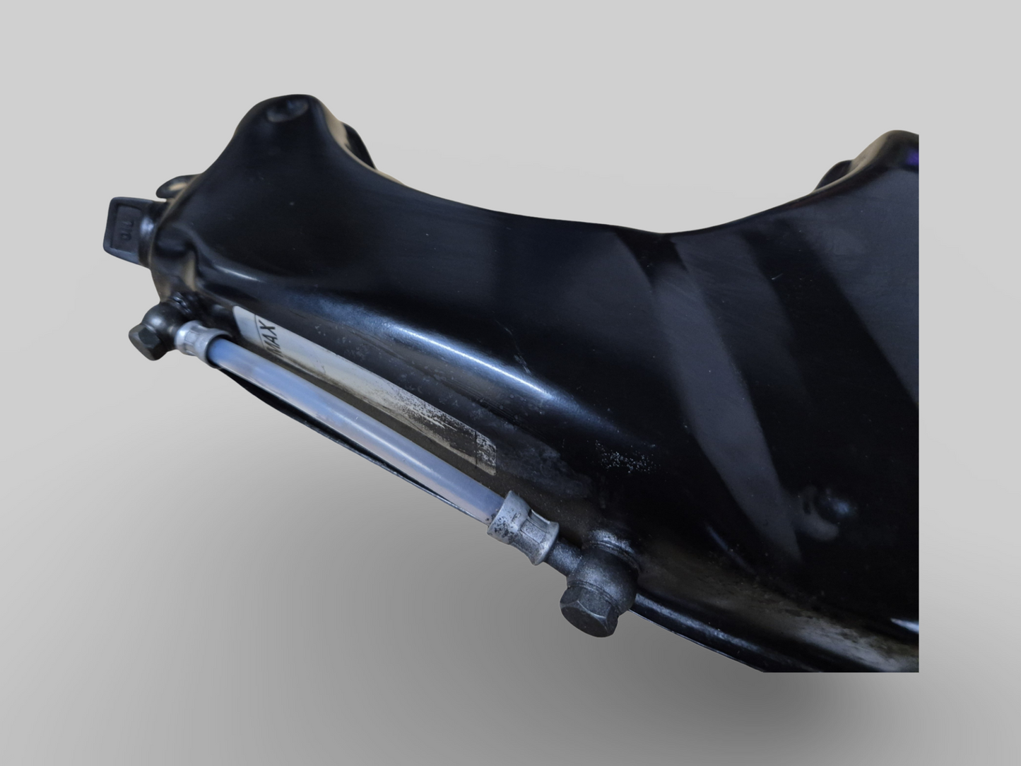 RÉSERVOIR D'HUILE AP8138558 Aprilia RSV Mille 98-03 / Tuono 02-05 