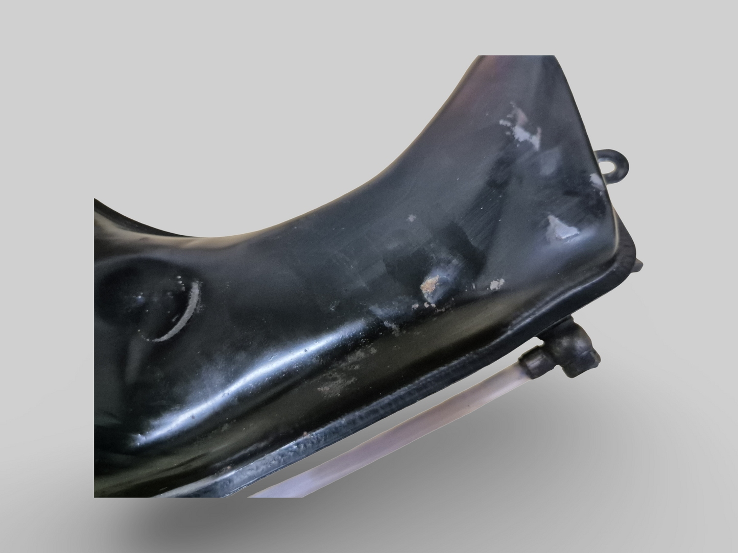 RÉSERVOIR D'HUILE AP8138558 Aprilia RSV Mille 98-03 / Tuono 02-05 