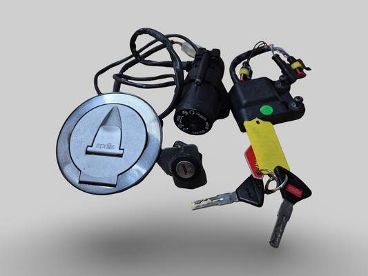 COMMUTATEUR D'EMBRAYAGE AP8124398 Aprilia RSV Mille 98-03 