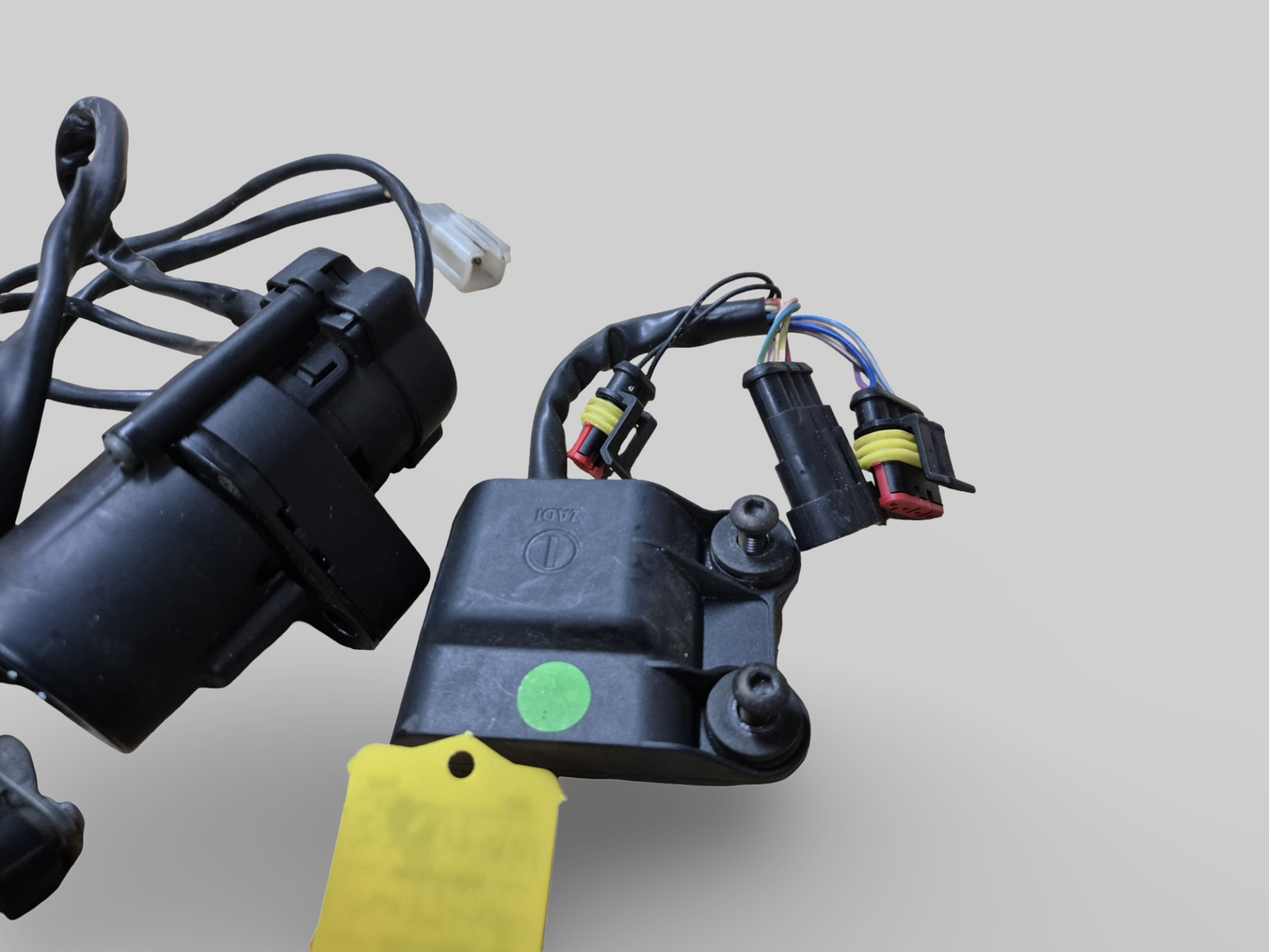 COMMUTATEUR D'EMBRAYAGE AP8124398 Aprilia RSV Mille 98-03 
