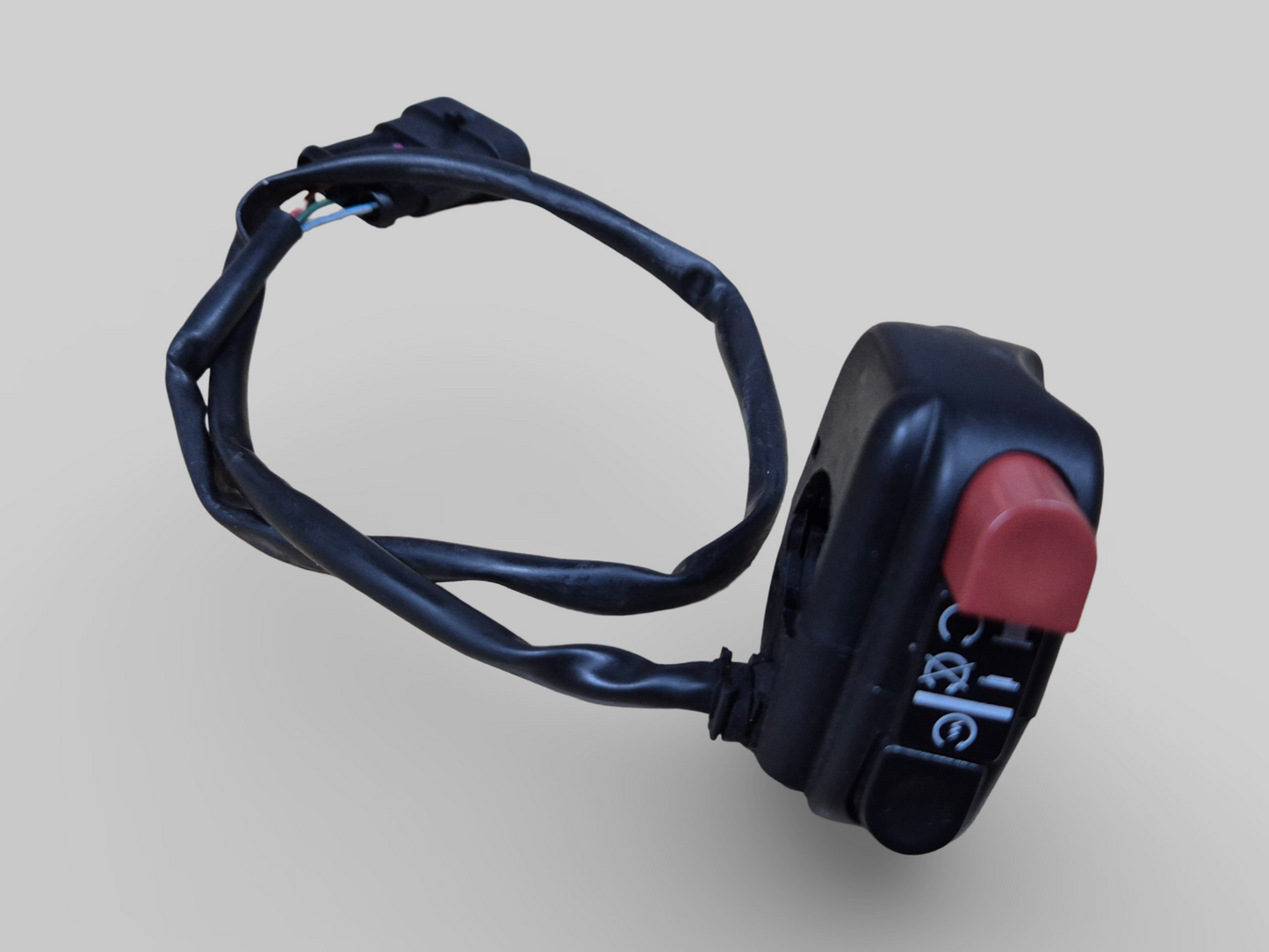 COMMUTATEUR DE GUIDON CÔTÉ DROIT AP8118580 Aprilia RSV Mille 01-03 / Tuono 02-05 