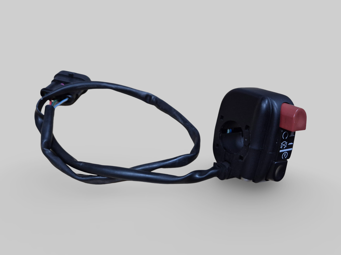COMMUTATEUR DE GUIDON CÔTÉ DROIT AP8118580 Aprilia RSV Mille 01-03 / Tuono 02-05 