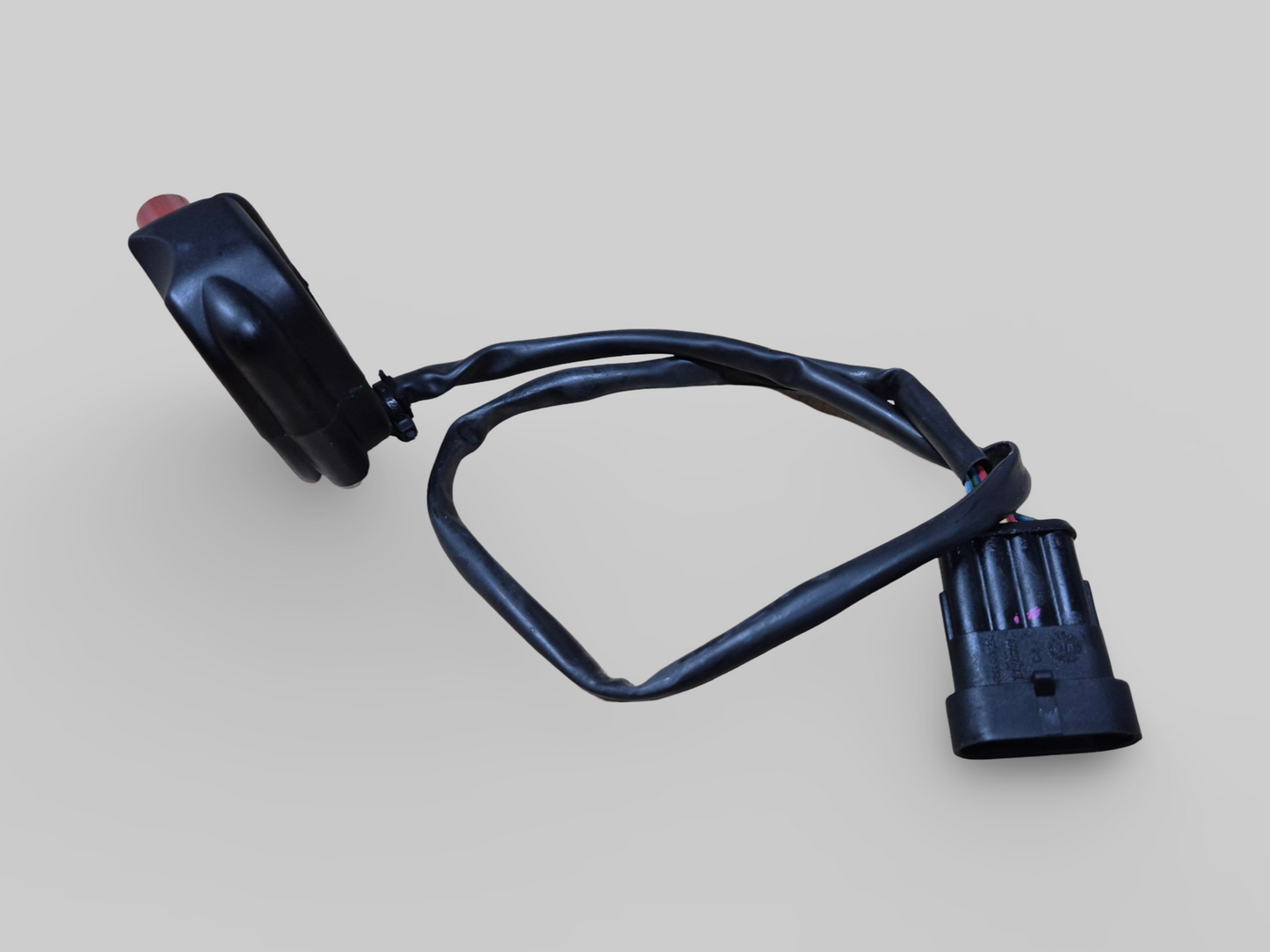 COMMUTATEUR DE GUIDON CÔTÉ DROIT AP8118580 Aprilia RSV Mille 01-03 / Tuono 02-05 