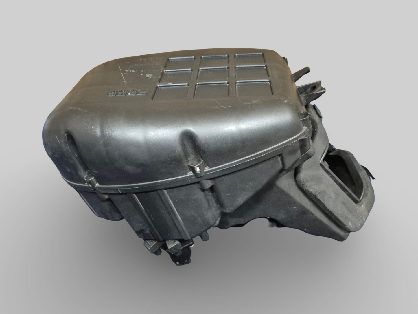 Boîtier de filtre de boîte à air latéral inférieur AP8149667 Aprilia RSV Mille 01-03 / Tuono 02-05 