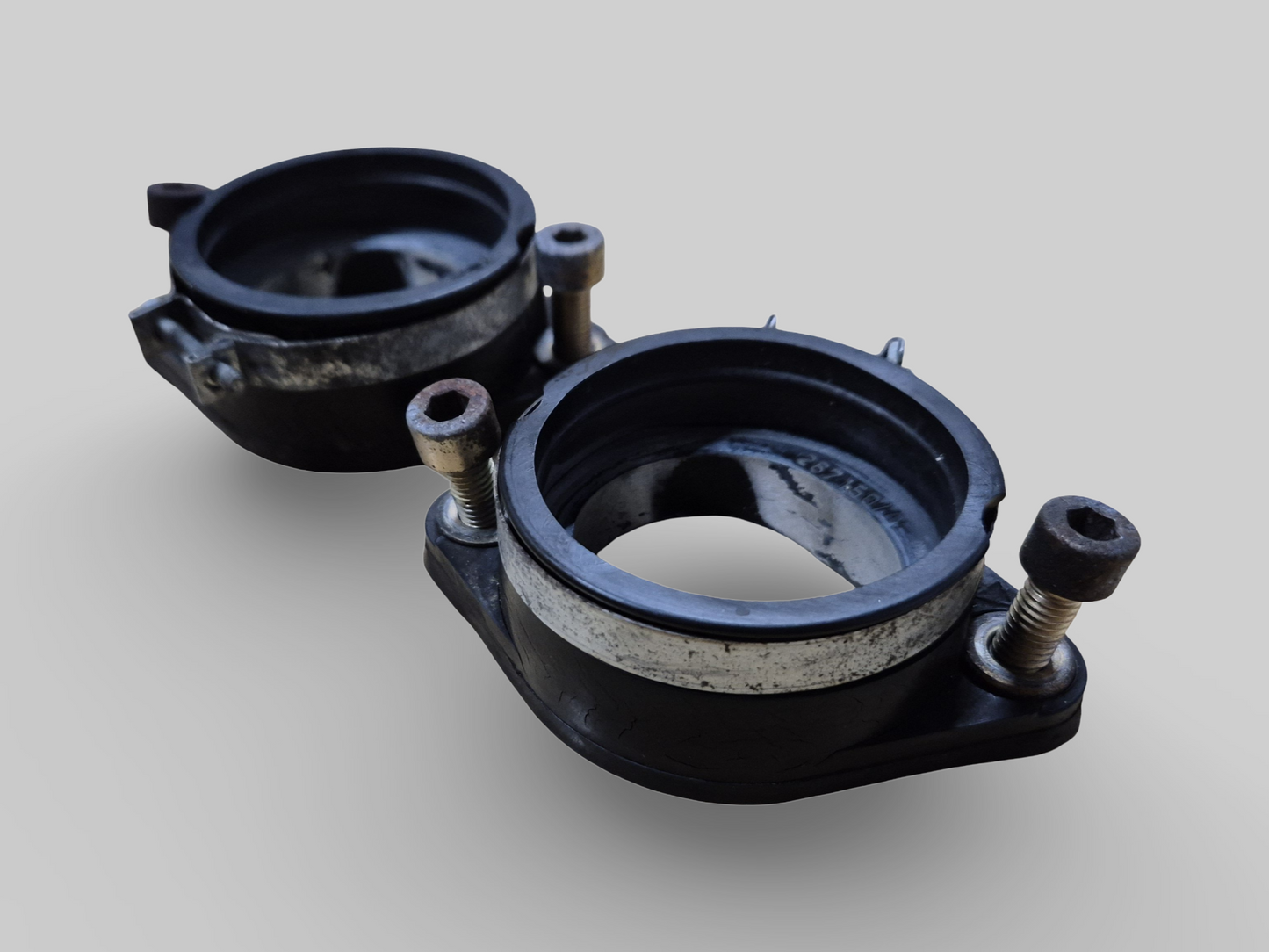 INTAKE FLANGE MANIFOLD RUBBER AP0267150 Aprilia RSV1000R 2004-2009 / Tuono 1000R 2006-2009