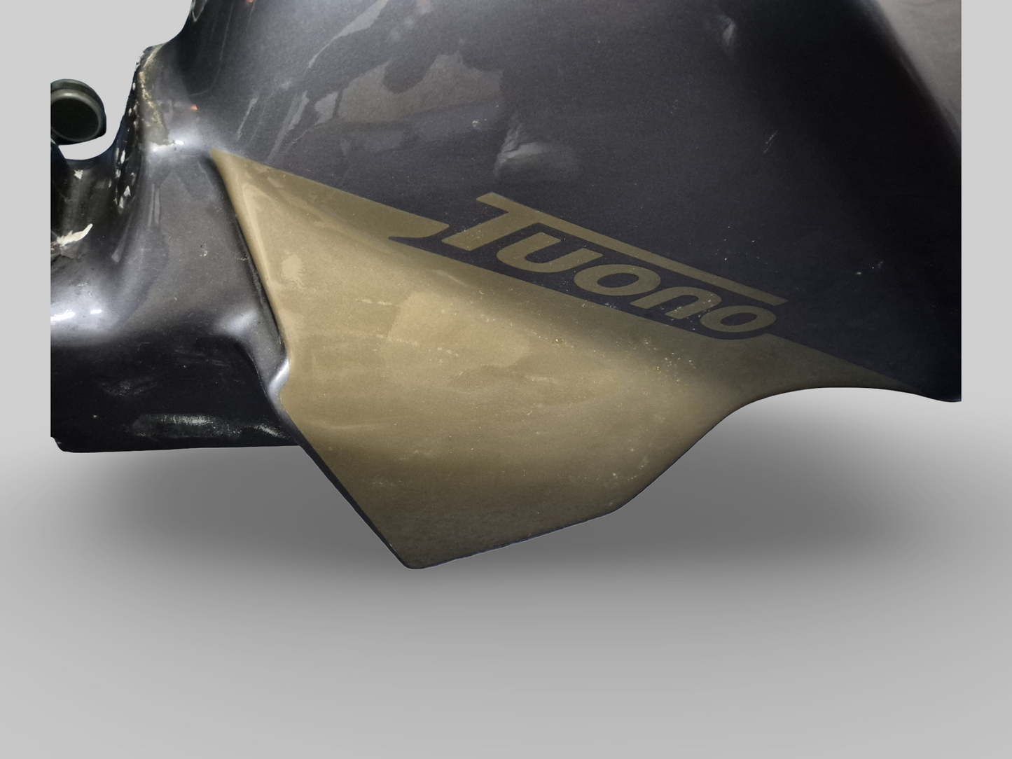RÉSERVOIR DE CARBURANT ROUGE CHAUD TUONO AP8168218 Aprilia RSV Mille 01-03 / Tuono 02-05 