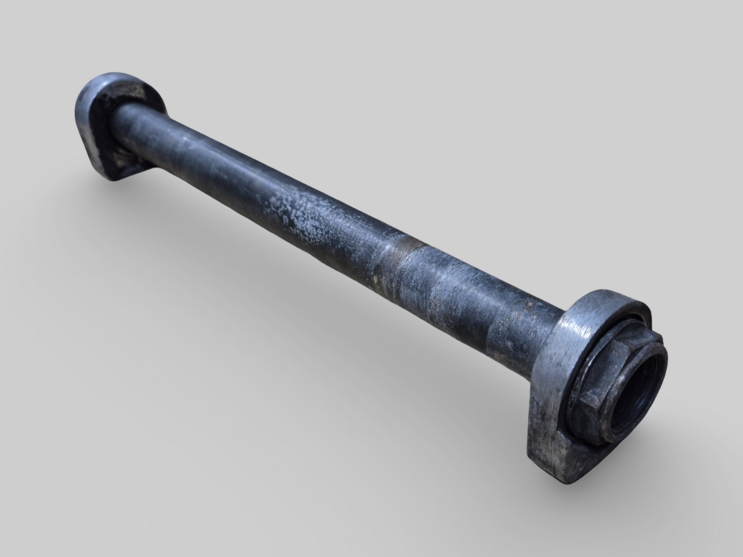 Axe de broche d'essieu de roue arrière AP8125831 Aprilia RSV Mille 98-03 / Tuono 02-05 