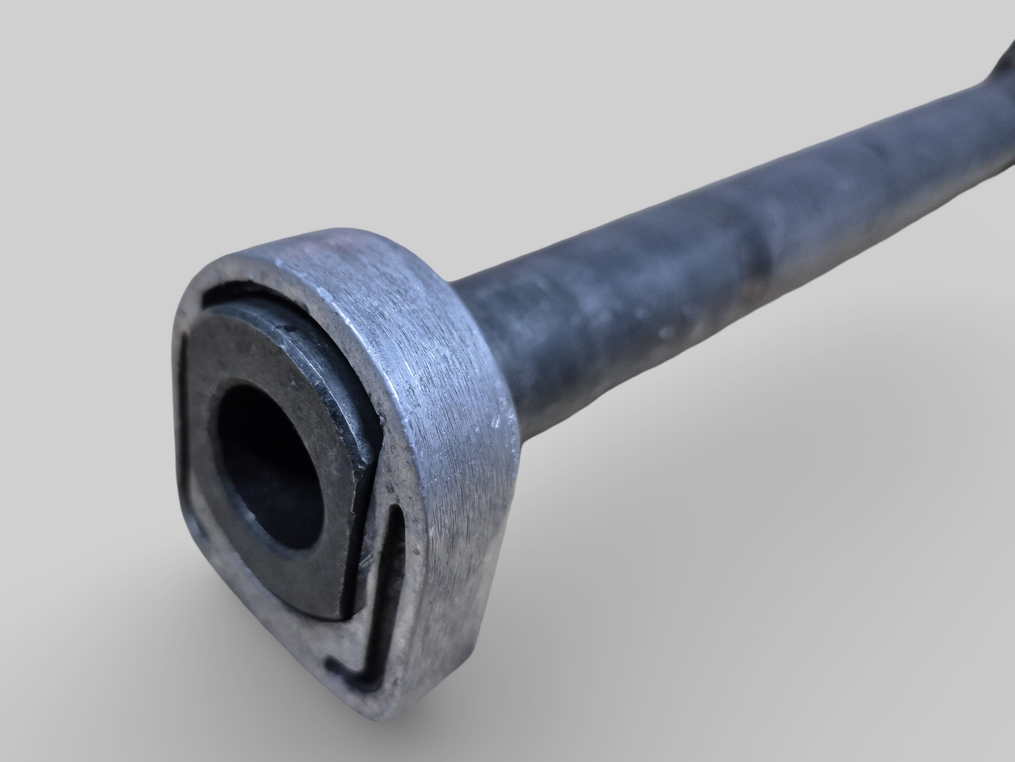 Axe de broche d'essieu de roue arrière AP8125831 Aprilia RSV Mille 98-03 / Tuono 02-05 