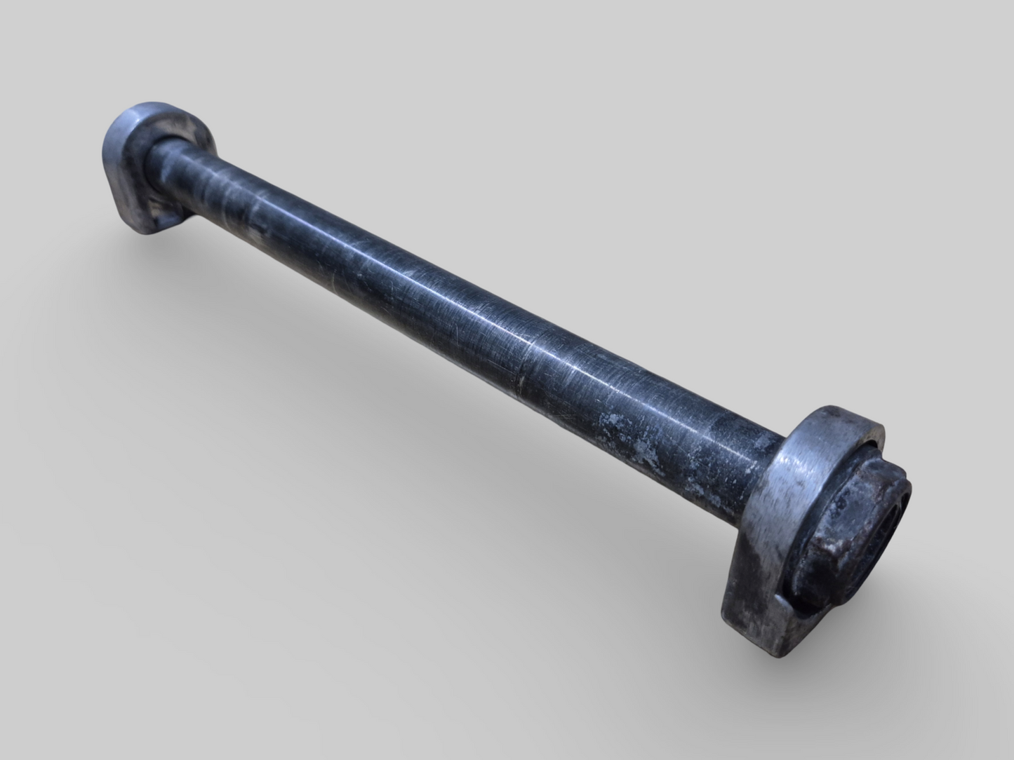 Axe de broche d'essieu de roue arrière AP8125831 Aprilia RSV Mille 98-03 / Tuono 02-05 