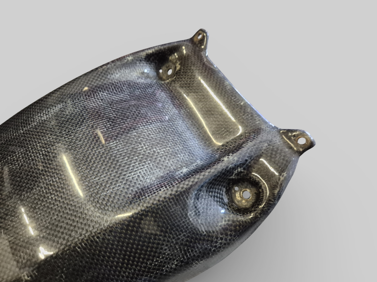 REAR CARBON MUDGUARD / HUGGER AP8796783 Aprilia RSV1000R 04-09 / Tuono 1000R 06-09