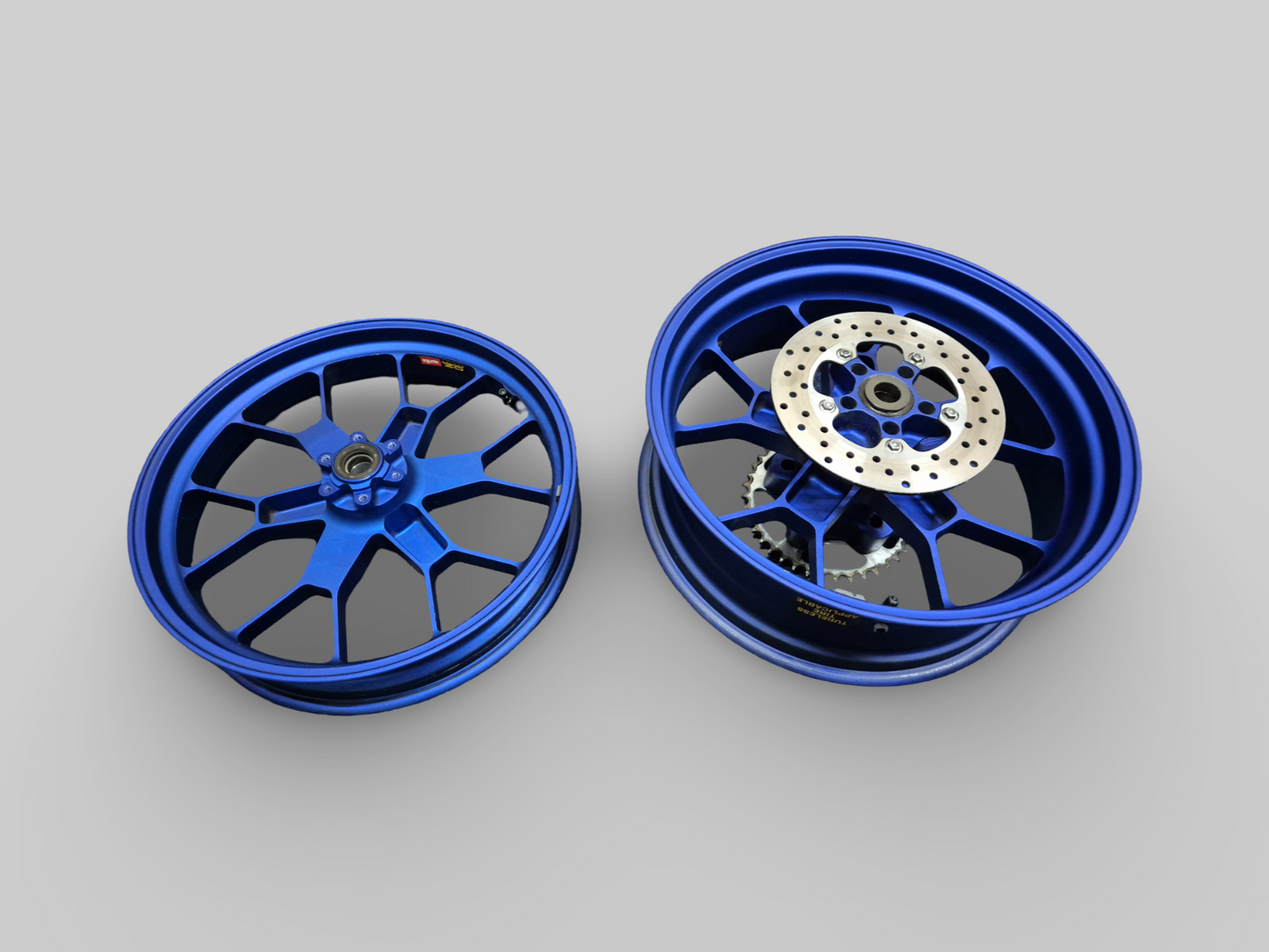 OZ FORGED EVO RIMS AP8795043 AP8795044 Aprilia RSV1000R Factory / Tuono 1000R